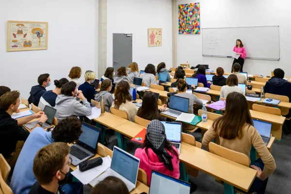 Comment maîtriser son stress pour s'inscrire et réussir ta 1ère année de médecine ?